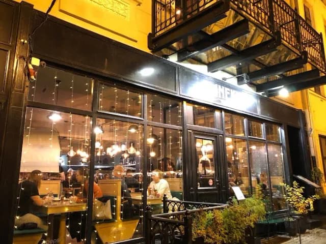 Gdzie zjeść w Toruniu? Odkryj najlepsze restauracje i dania Gdzie zjeść w Toruniu? Odkryj najlepsze restauracje i dania