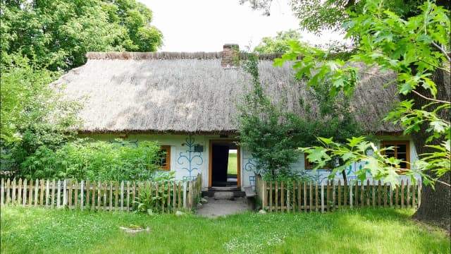 Skansen przy Muzeum w Łowiczu: co warto zobaczyć i przeżyć Skansen przy Muzeum w Łowiczu: co warto zobaczyć i przeżyć