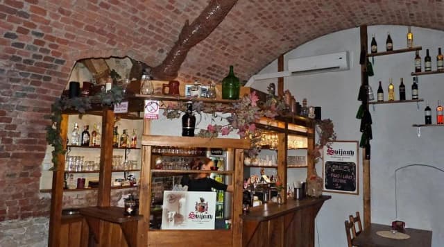Cieszyn gdzie zjeść? Odkryj najlepsze lokalne restauracje i kawiarnie Cieszyn gdzie zjeść? Odkryj najlepsze lokalne restauracje i kawiarnie