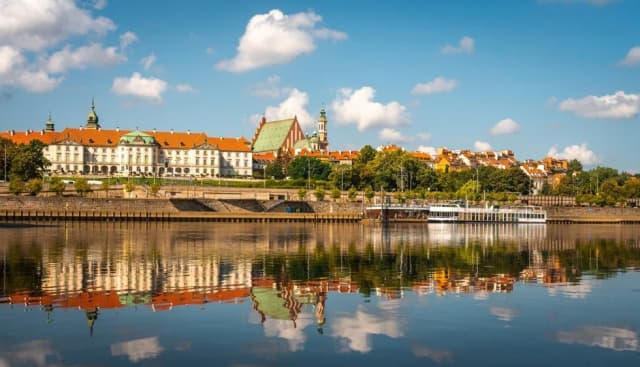 Najpiękniejsze miejsca w Warszawie, które musisz zobaczyć na własne oczy Najpiękniejsze miejsca w Warszawie, które musisz zobaczyć na własne oczy